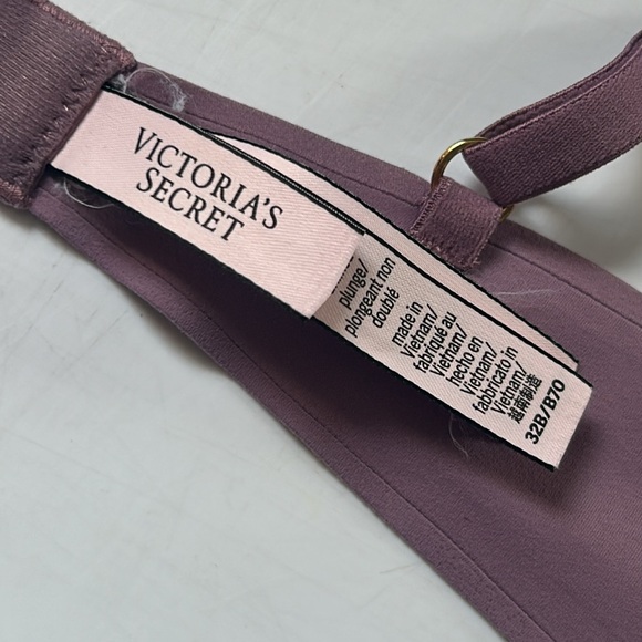 Victoria’s Secret purple incredible by Victoria’s Secret unlined plunge bra 32B - Picture 4 of 5